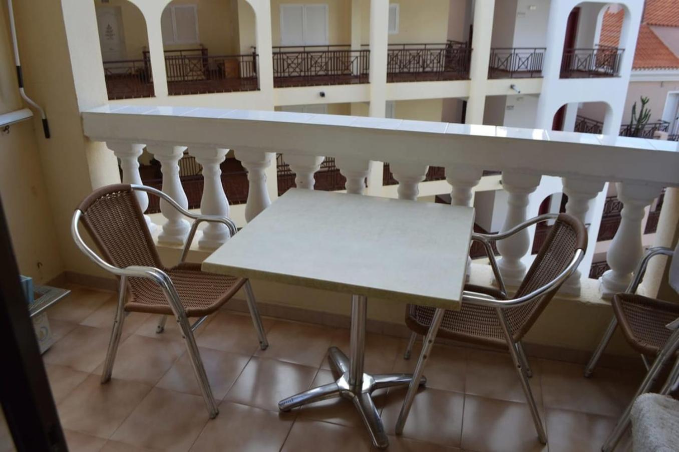 Lovely 1 Bed Apartment In Castle Harbour C108 لوس كريستيانوس المظهر الخارجي الصورة